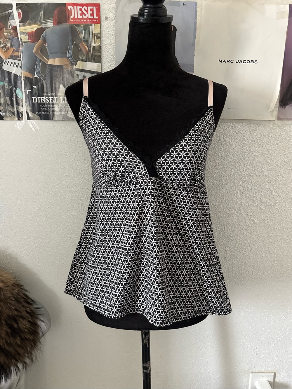 Black & White Geometric Lace-Trim Cami Top